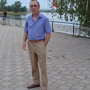 Василий, 67 лет, Батайск
